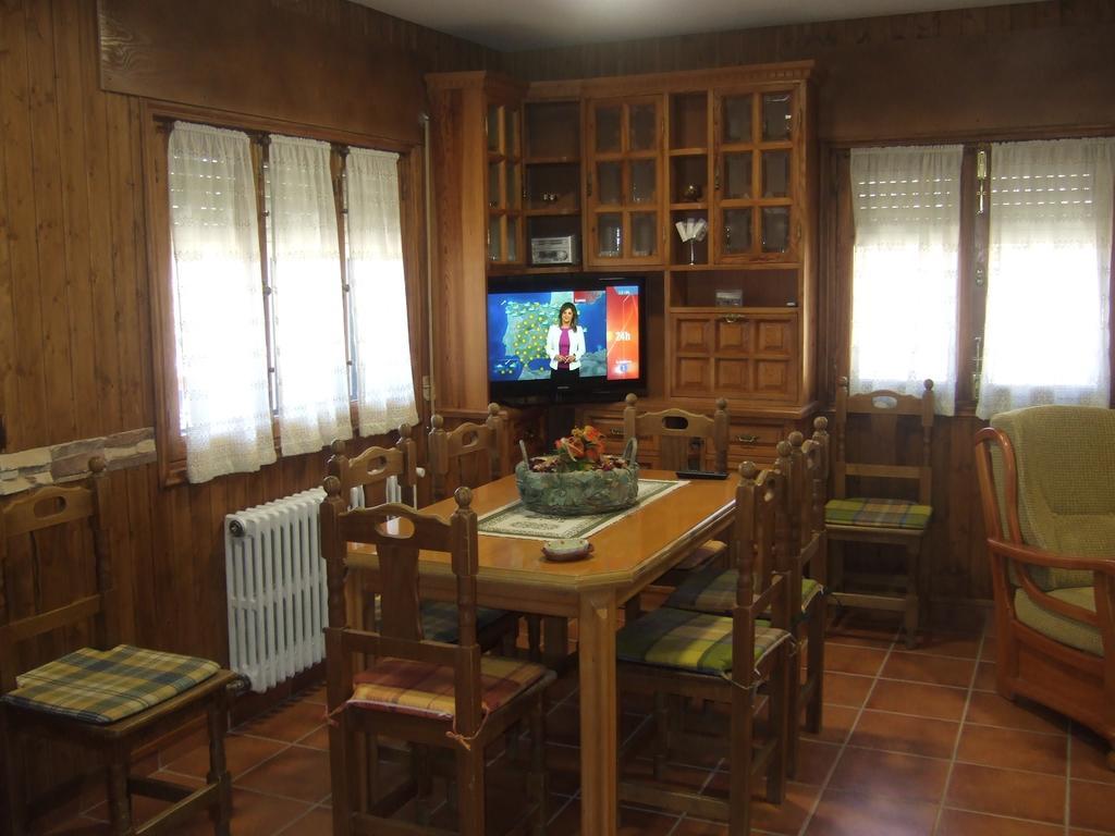 Tinao De Gredos Villa Barajas de Gredos Oda fotoğraf